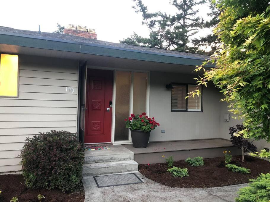 Villa Waterfront, Sunsets And Mountains Port Townsend Exterior foto
